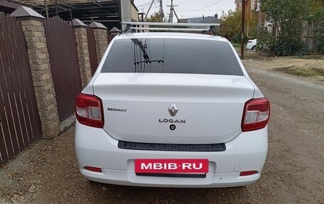 Renault Logan II, 2018 год, 600 000 рублей, 2 фотография