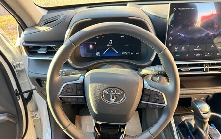 Toyota Highlander, 2025 год, 5 800 000 рублей, 12 фотография