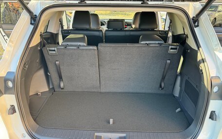 Toyota Highlander, 2025 год, 5 800 000 рублей, 20 фотография