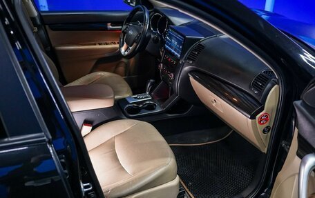 KIA Sorento II рестайлинг, 2011 год, 980 000 рублей, 12 фотография