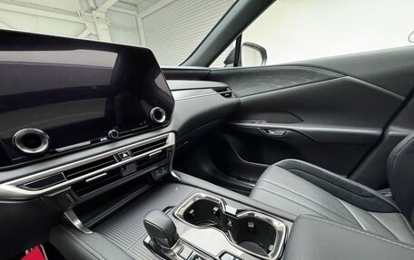 Lexus RX IV рестайлинг, 2023 год, 9 990 000 рублей, 13 фотография