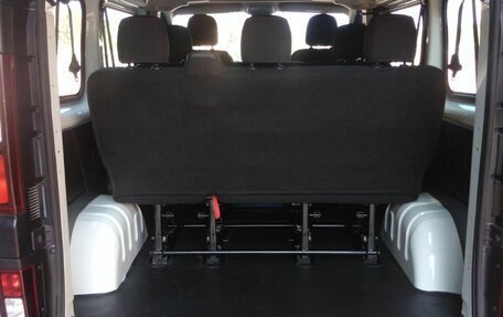 Opel Vivaro B, 2018 год, 2 149 000 рублей, 8 фотография