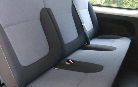 Opel Vivaro B, 2018 год, 2 149 000 рублей, 23 фотография