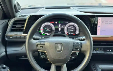 Toyota Crown, 2023 год, 5 890 099 рублей, 8 фотография