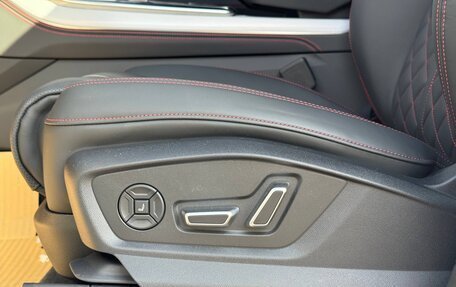 Audi Q7, 2024 год, 11 990 000 рублей, 12 фотография