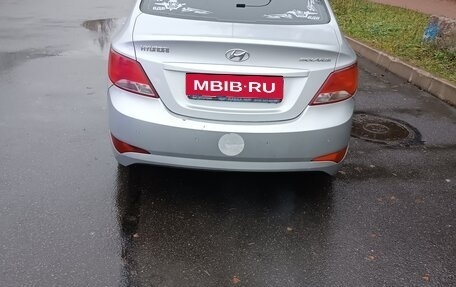 Hyundai Solaris II рестайлинг, 2015 год, 800 000 рублей, 6 фотография