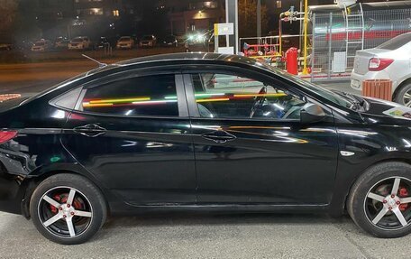 Hyundai Solaris II рестайлинг, 2013 год, 660 000 рублей, 2 фотография