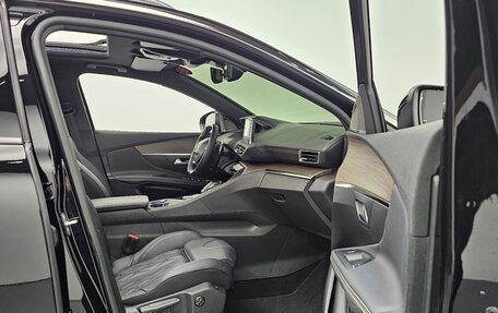 Peugeot 3008 II, 2022 год, 2 213 000 рублей, 11 фотография