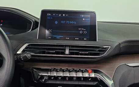 Peugeot 3008 II, 2022 год, 2 213 000 рублей, 14 фотография