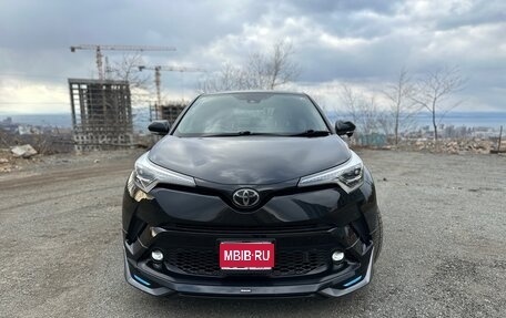 Toyota C-HR I рестайлинг, 2018 год, 1 900 000 рублей, 1 фотография