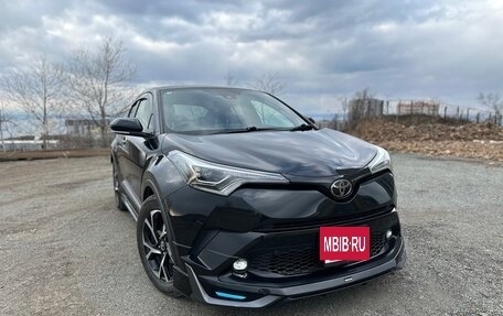 Toyota C-HR I рестайлинг, 2018 год, 1 900 000 рублей, 2 фотография