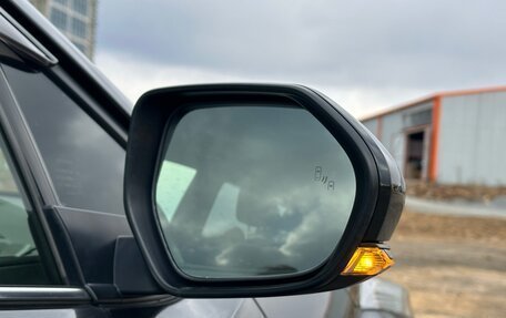 Toyota C-HR I рестайлинг, 2018 год, 1 900 000 рублей, 18 фотография