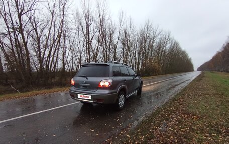 Mitsubishi Outlander III рестайлинг 3, 2006 год, 750 000 рублей, 5 фотография