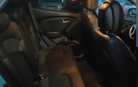 Hyundai ix35 I рестайлинг, 2010 год, 900 000 рублей, 7 фотография