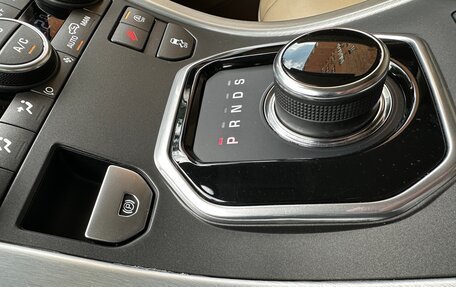 Land Rover Range Rover Evoque I, 2018 год, 2 750 000 рублей, 19 фотография