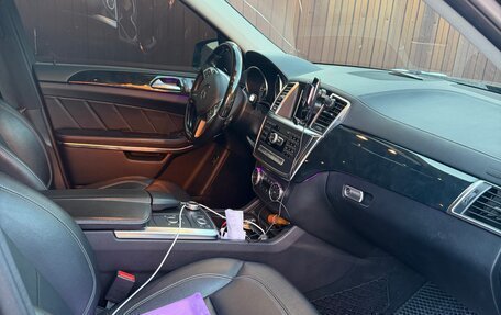 Mercedes-Benz GL-Класс, 2014 год, 3 300 000 рублей, 3 фотография