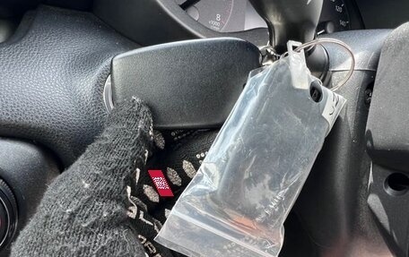 Toyota Yaris, 2022 год, 900 000 рублей, 40 фотография