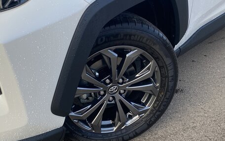 Toyota RAV4, 2025 год, 4 160 000 рублей, 3 фотография