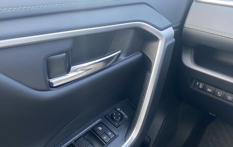 Toyota RAV4, 2025 год, 4 160 000 рублей, 11 фотография