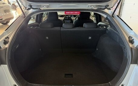 Toyota Prius IV XW50, 2017 год, 1 329 000 рублей, 19 фотография