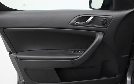 Skoda Yeti I рестайлинг, 2015 год, 1 140 000 рублей, 11 фотография