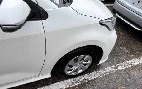 Toyota Yaris, 2022 год, 1 000 000 рублей, 5 фотография