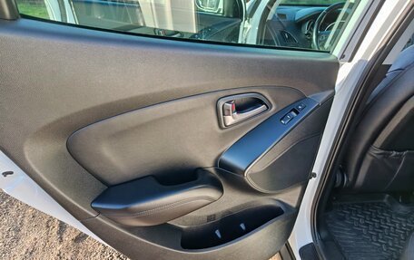 Hyundai ix35 I рестайлинг, 2015 год, 1 785 000 рублей, 16 фотография