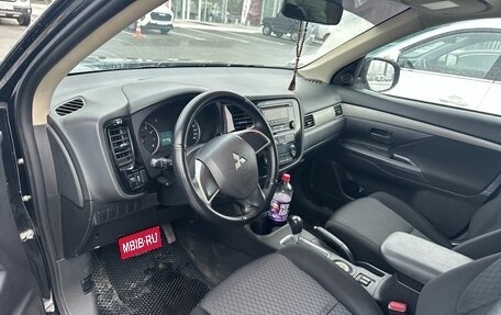 Mitsubishi Outlander III рестайлинг 3, 2012 год, 1 340 000 рублей, 4 фотография