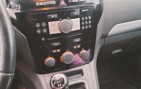 Opel Zafira B, 2010 год, 530 000 рублей, 6 фотография