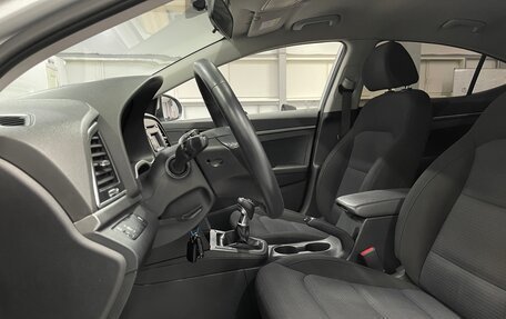 Hyundai Elantra VI рестайлинг, 2018 год, 1 399 000 рублей, 15 фотография