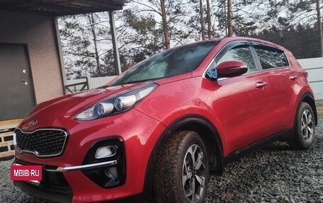KIA Sportage IV рестайлинг, 2019 год, 1 890 000 рублей, 2 фотография