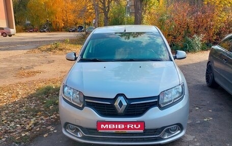 Renault Logan II, 2014 год, 810 000 рублей, 1 фотография