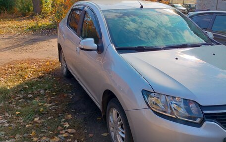 Renault Logan II, 2014 год, 810 000 рублей, 2 фотография