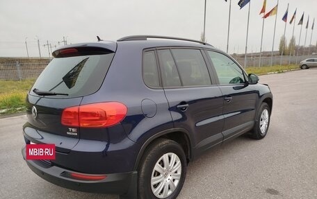 Volkswagen Tiguan I, 2012 год, 1 075 000 рублей, 5 фотография