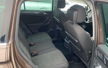 Volkswagen Tiguan II, 2017 год, 3 000 000 рублей, 11 фотография