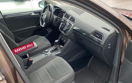 Volkswagen Tiguan II, 2017 год, 3 000 000 рублей, 6 фотография