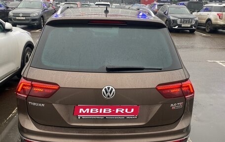 Volkswagen Tiguan II, 2017 год, 3 000 000 рублей, 4 фотография