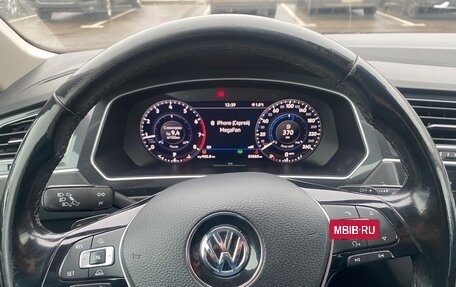 Volkswagen Tiguan II, 2017 год, 3 000 000 рублей, 8 фотография