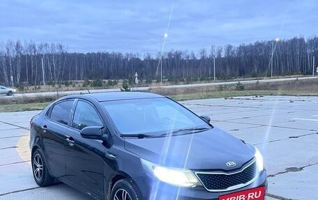 KIA Rio III рестайлинг, 2015 год, 550 000 рублей, 2 фотография