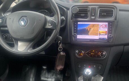 Renault Sandero II рестайлинг, 2015 год, 720 000 рублей, 9 фотография