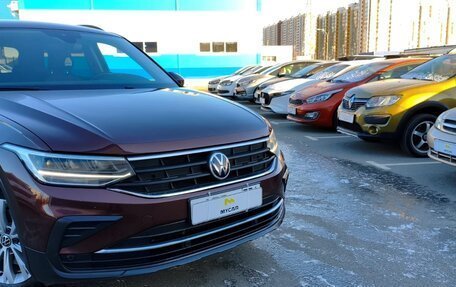 Volkswagen Tiguan II, 2022 год, 2 649 000 рублей, 5 фотография