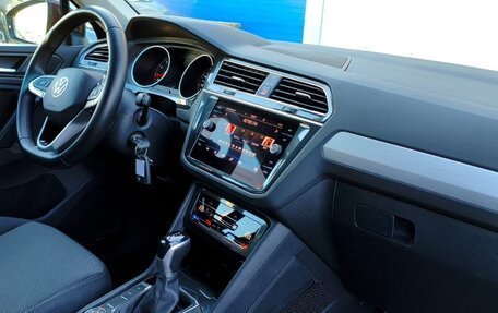 Volkswagen Tiguan II, 2022 год, 2 649 000 рублей, 25 фотография