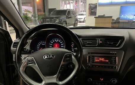KIA Rio III рестайлинг, 2016 год, 1 055 000 рублей, 10 фотография