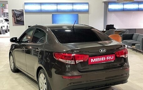 KIA Rio III рестайлинг, 2016 год, 1 055 000 рублей, 6 фотография