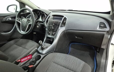 Opel Astra J, 2013 год, 640 000 рублей, 12 фотография