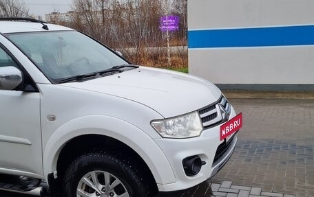 Mitsubishi Pajero Sport II рестайлинг, 2015 год, 1 439 000 рублей, 3 фотография