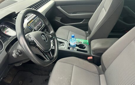 Volkswagen Passat B8 рестайлинг, 2017 год, 2 100 000 рублей, 5 фотография