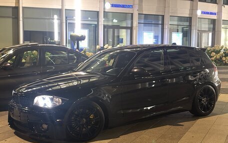 BMW 1 серия, 2005 год, 1 200 000 рублей, 15 фотография