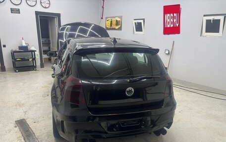 BMW 1 серия, 2005 год, 1 200 000 рублей, 11 фотография