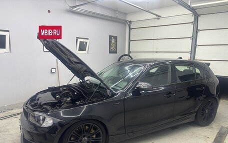 BMW 1 серия, 2005 год, 1 200 000 рублей, 13 фотография